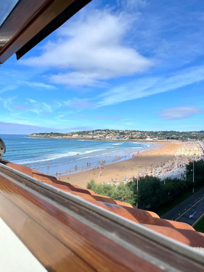 Atico Primera Linea Playa De San Lorenzo 기욘 외부 사진